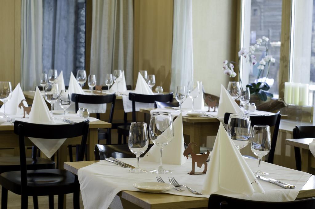 Hotel Alpina Vals